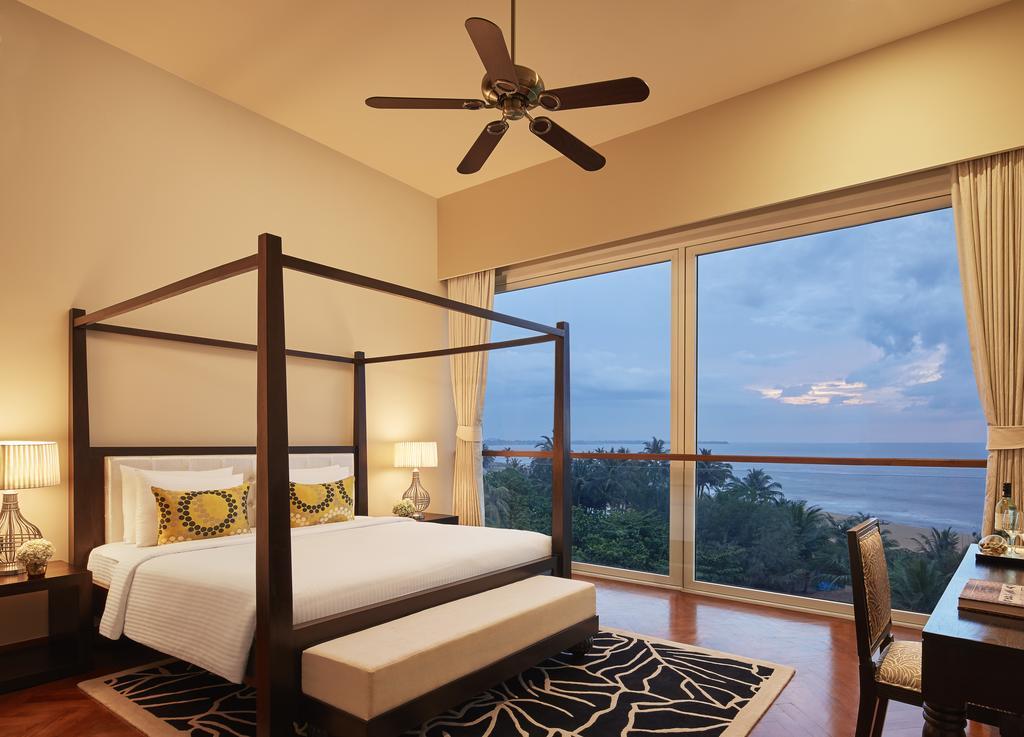 Presidential Suite USD 10 credit on Food & Beverages Per 
